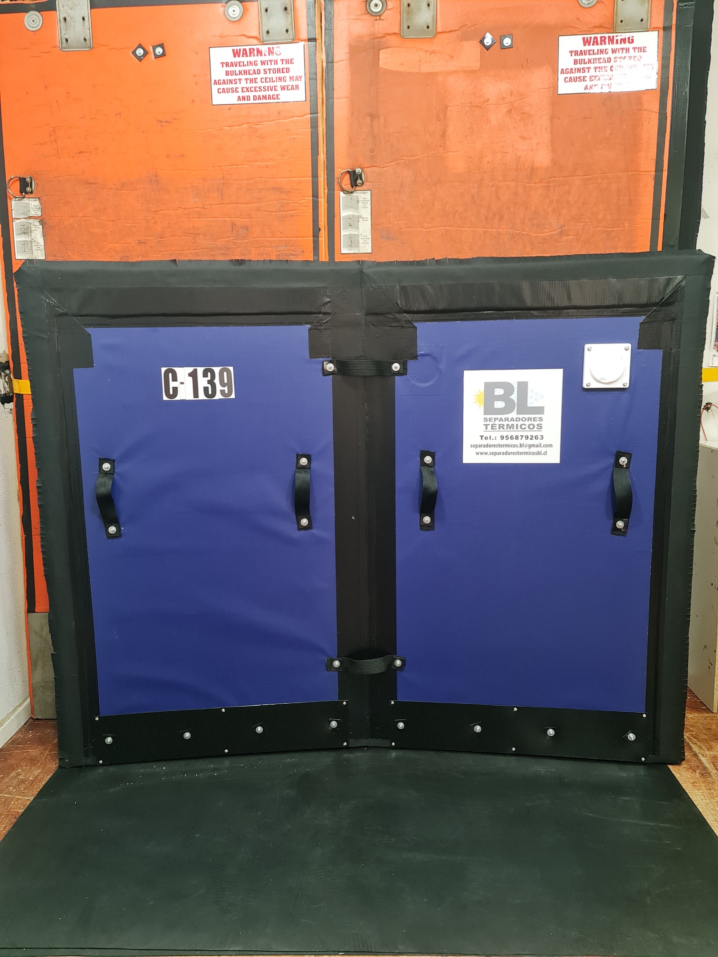 SEPARADOR TERMICÓ PARA CAMIONES CON PLACA